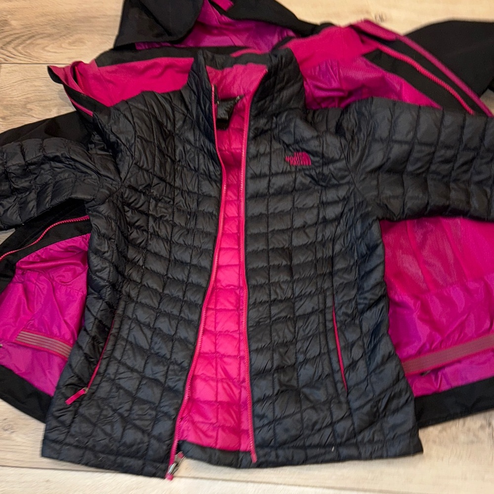 The North Face Hyvent 2 Layer Ski Jacket - Picture 4 of 7